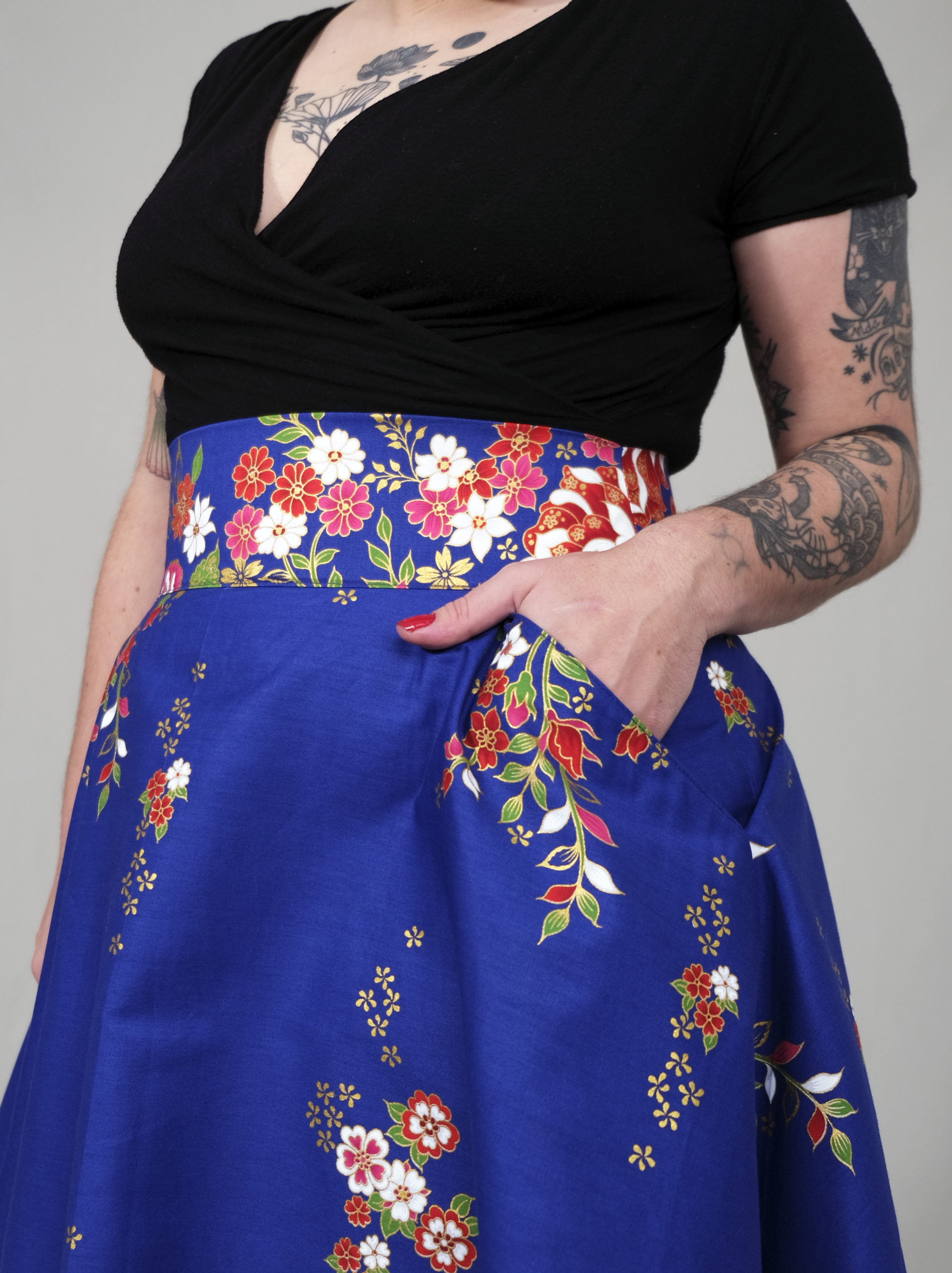 FONZY : bleu électrique à fleurs 100% coton – Image 5